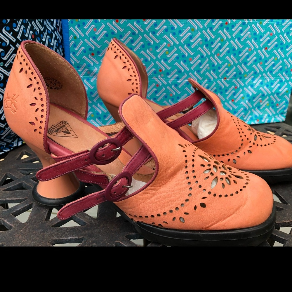 John Fluevog Mini Boo Boo pink/coral cutout pumps 9.5
